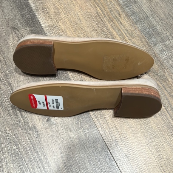 Flats - Picture 3 of 3